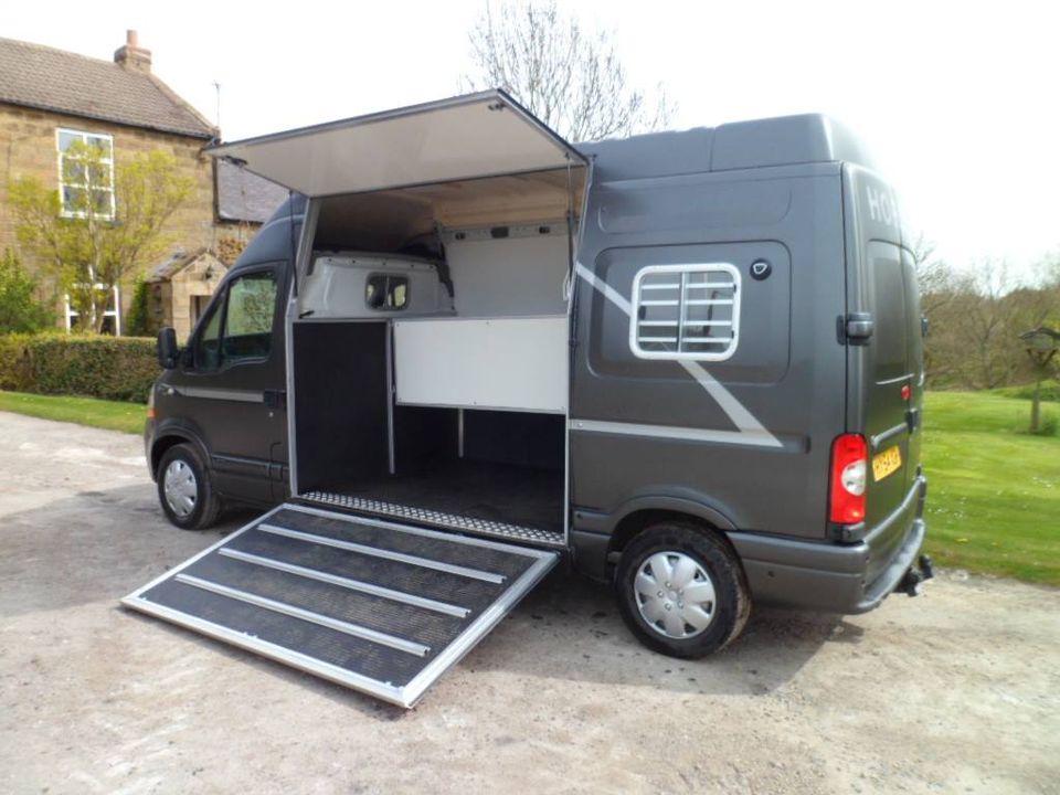 new horsebox conversion